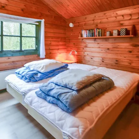 Semesterbostad Three-bedroom In Roslev