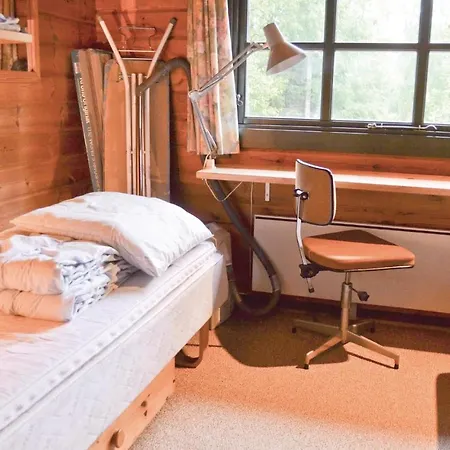 Three-bedroom In Semesterbostad